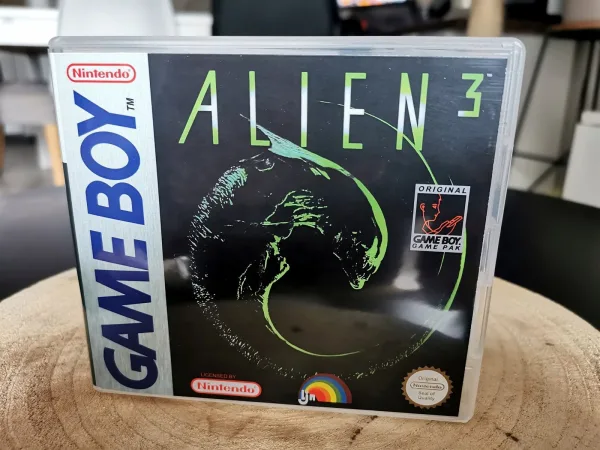 Alien 3 GB Replacement Case – main photo
