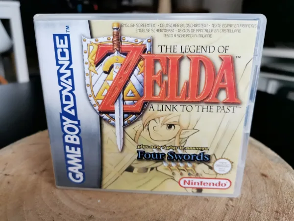 The Legend of Zelda: A Link to the Past & Four Swords GBA Replacement Case – main photo
